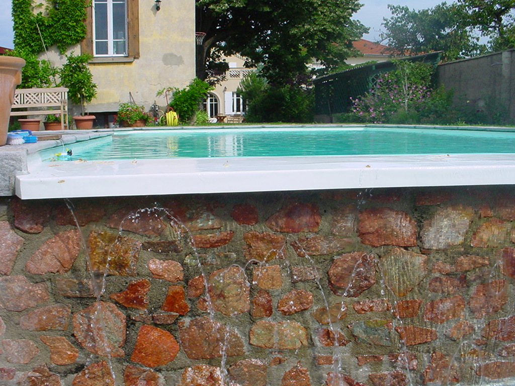 Environnement autour de la piscine