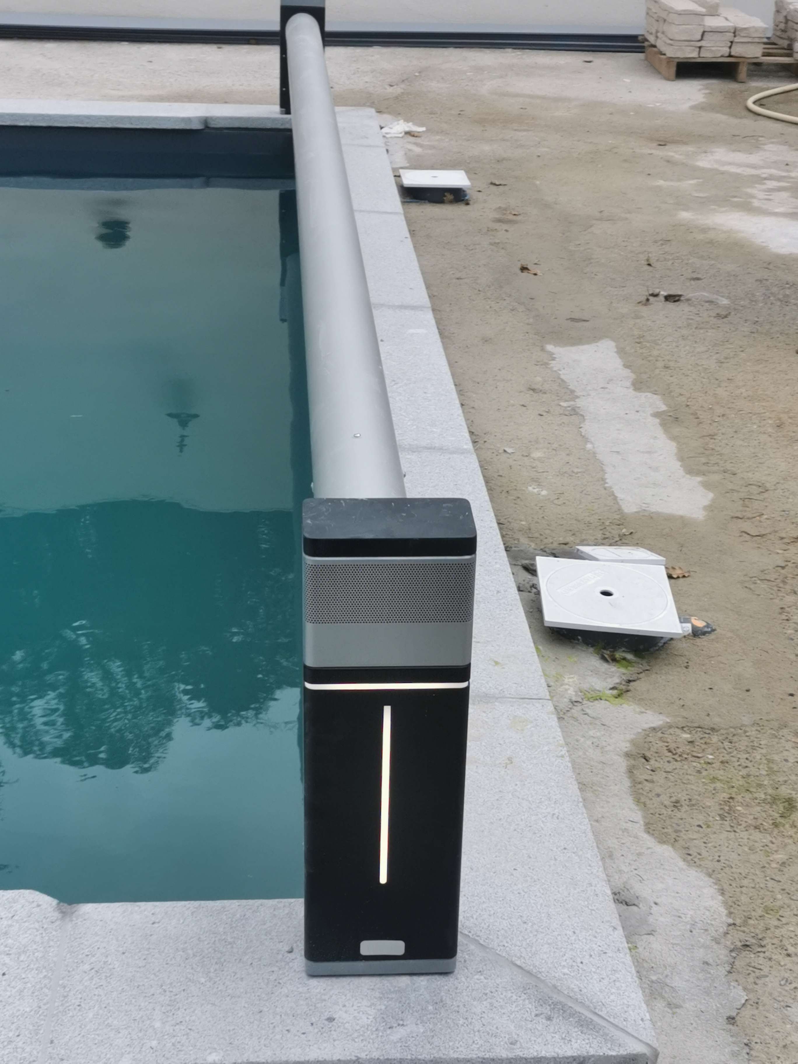 Environnement autour de la piscine