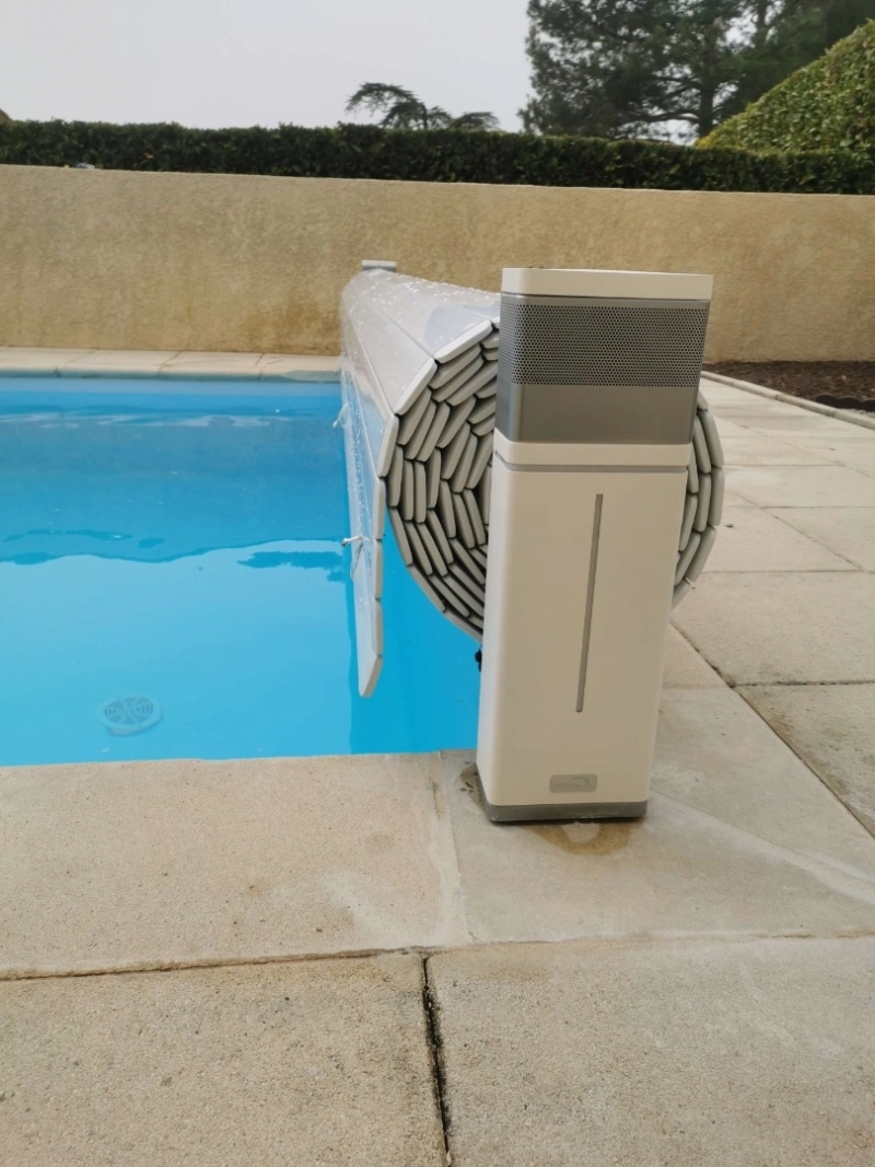 ENVIRONNEMENT AUTOUR DE LA PISCINE ENVIRONNEMENT AUTOUR DE LA PISCINE